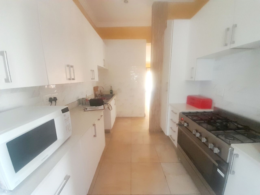 7 Bedroom Property for Sale in Sagewood Gauteng