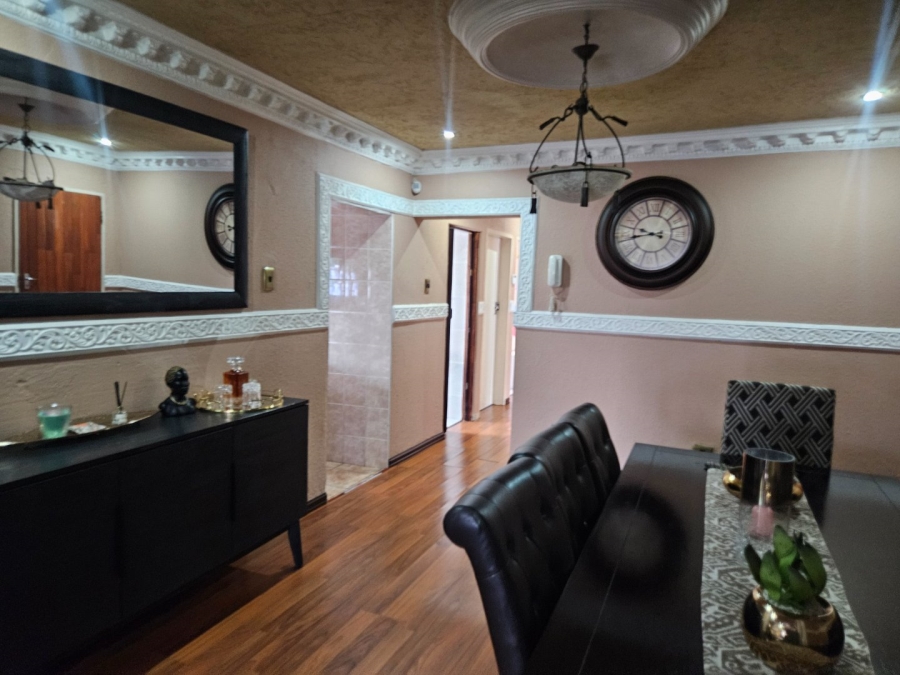 3 Bedroom Property for Sale in Birch Acres Gauteng