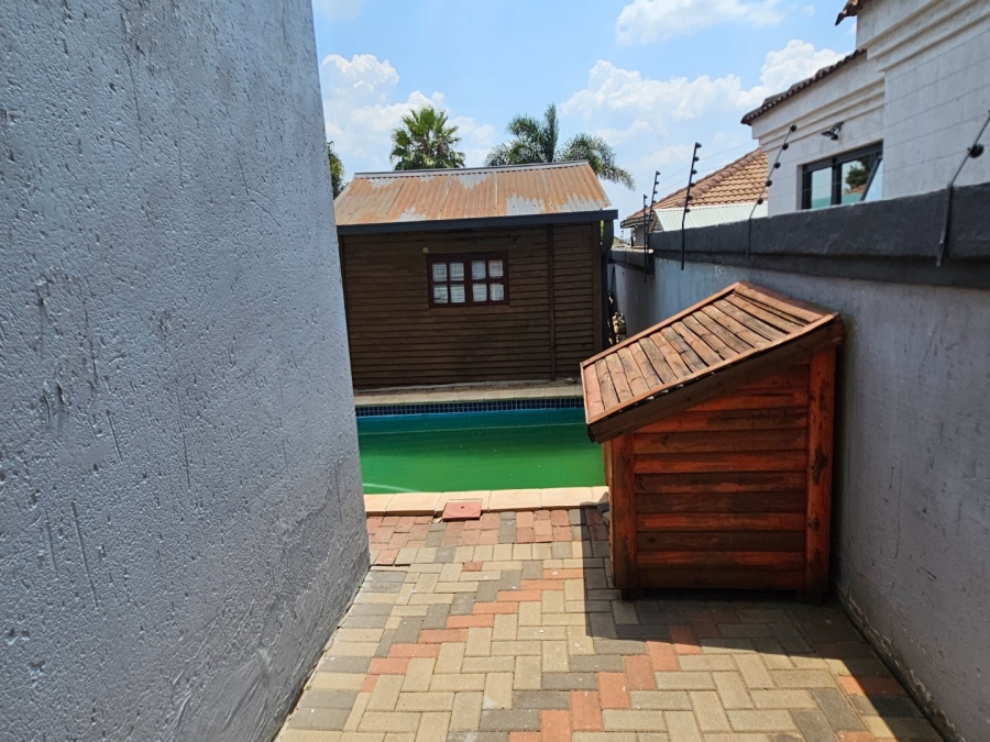 3 Bedroom Property for Sale in Birch Acres Gauteng