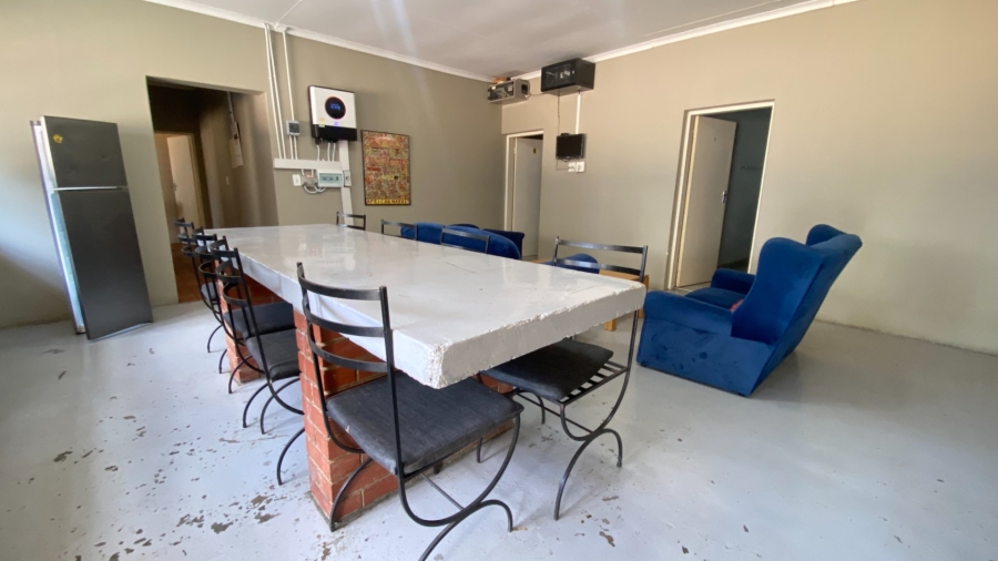 To Let 1 Bedroom Property for Rent in Johannesburg Central Gauteng