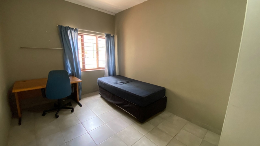 To Let 1 Bedroom Property for Rent in Johannesburg Central Gauteng