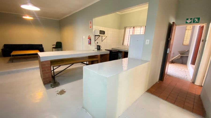 To Let 1 Bedroom Property for Rent in Johannesburg Central Gauteng