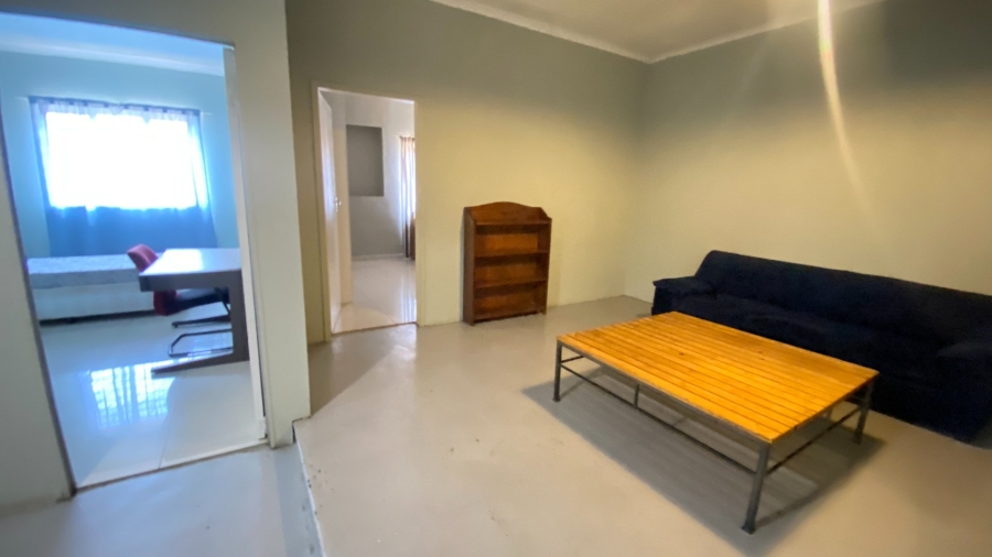 To Let 1 Bedroom Property for Rent in Johannesburg Central Gauteng