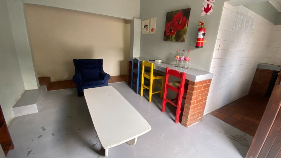 To Let 1 Bedroom Property for Rent in Johannesburg Central Gauteng