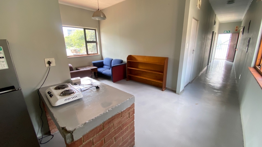 To Let 1 Bedroom Property for Rent in Johannesburg Central Gauteng
