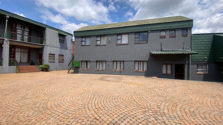 To Let 1 Bedroom Property for Rent in Johannesburg Central Gauteng