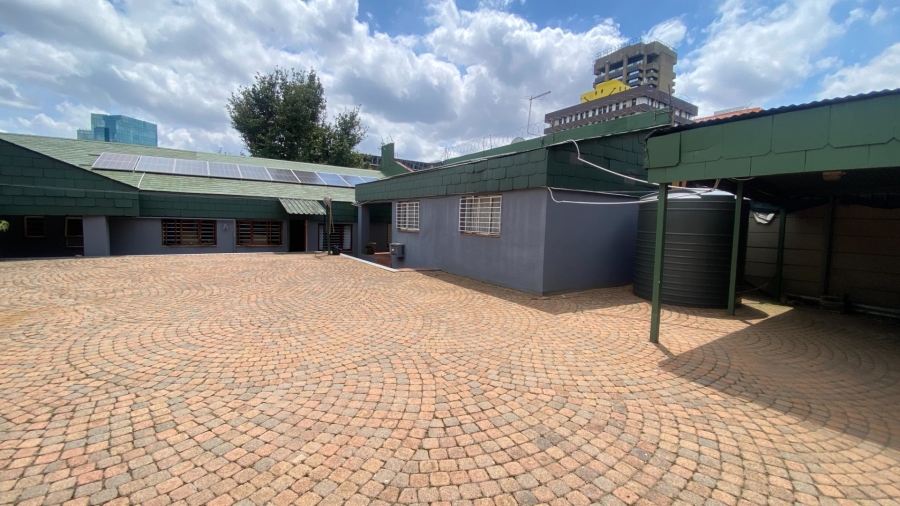 To Let 1 Bedroom Property for Rent in Johannesburg Central Gauteng
