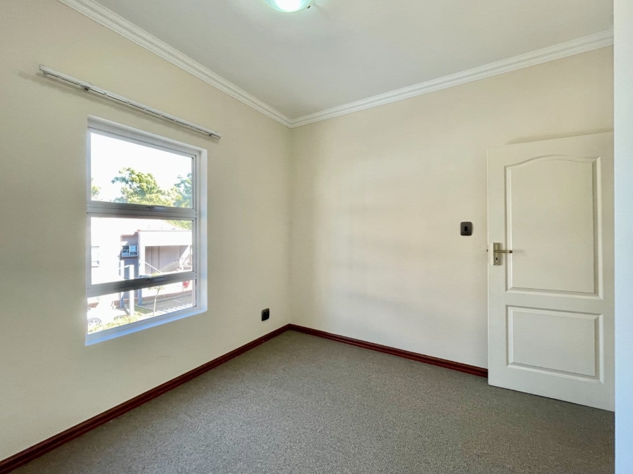 2 Bedroom Property for Sale in Saxonwold Gauteng