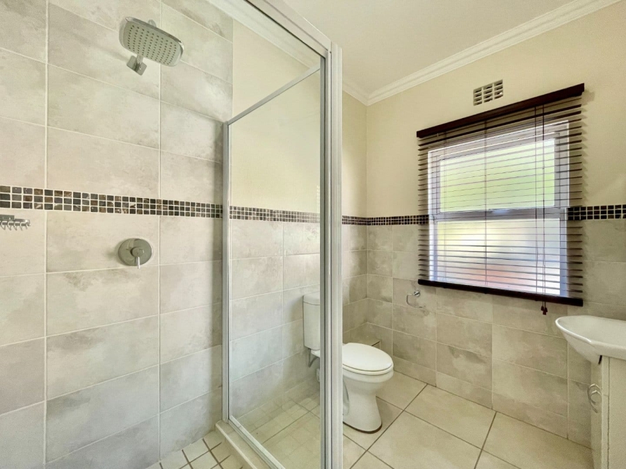 2 Bedroom Property for Sale in Saxonwold Gauteng