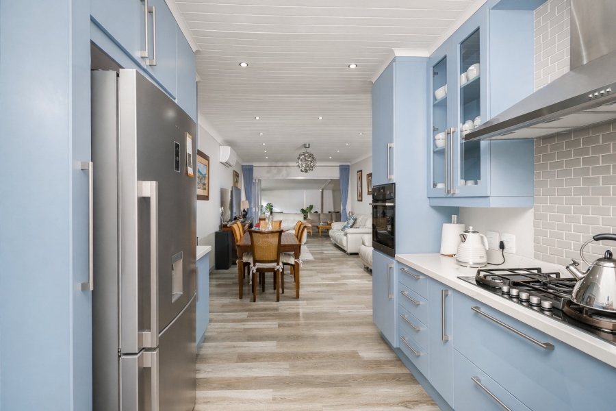 3 Bedroom Property for Sale in Roodekrans Gauteng