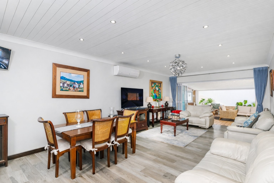 3 Bedroom Property for Sale in Roodekrans Gauteng