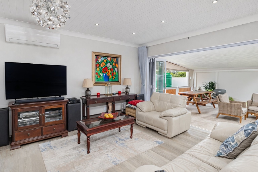 3 Bedroom Property for Sale in Roodekrans Gauteng