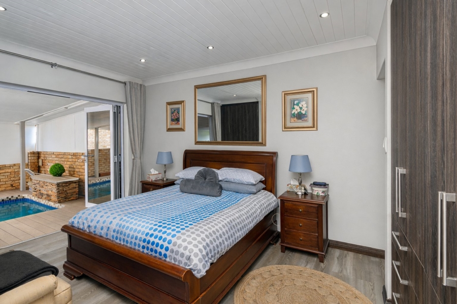 3 Bedroom Property for Sale in Roodekrans Gauteng