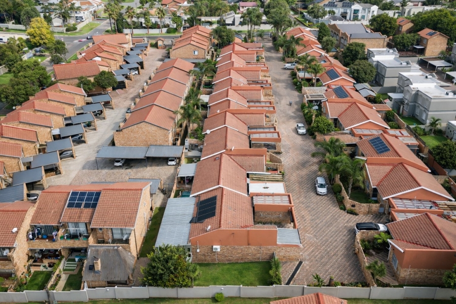 3 Bedroom Property for Sale in Roodekrans Gauteng