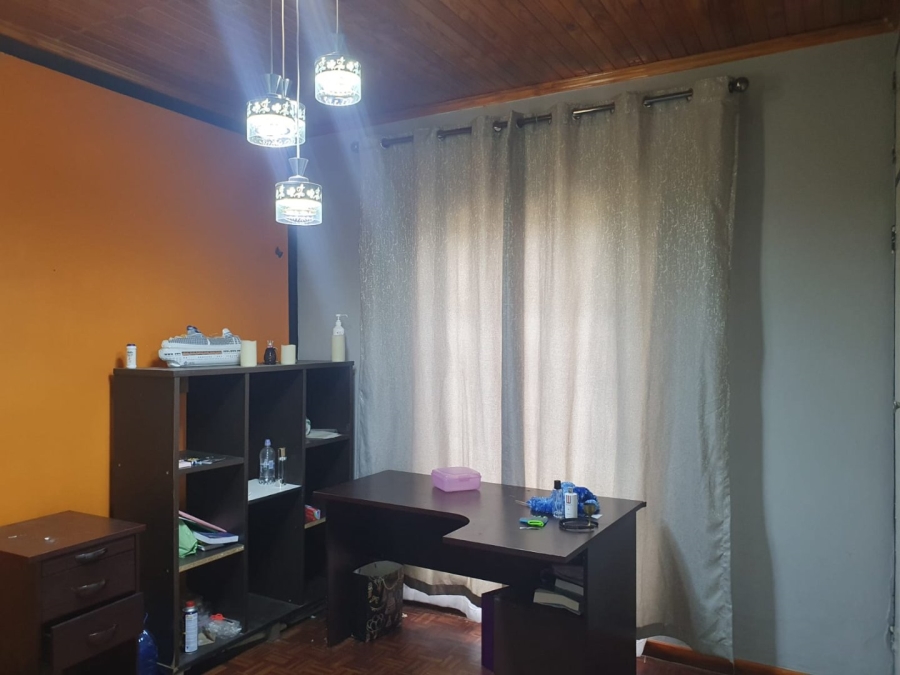 4 Bedroom Property for Sale in Illiondale Gauteng