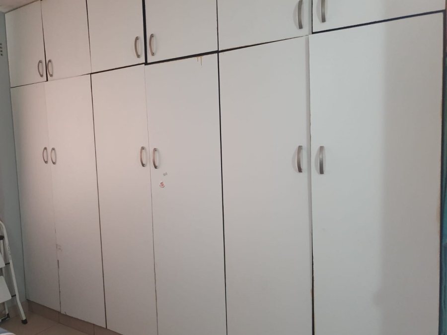 4 Bedroom Property for Sale in Illiondale Gauteng