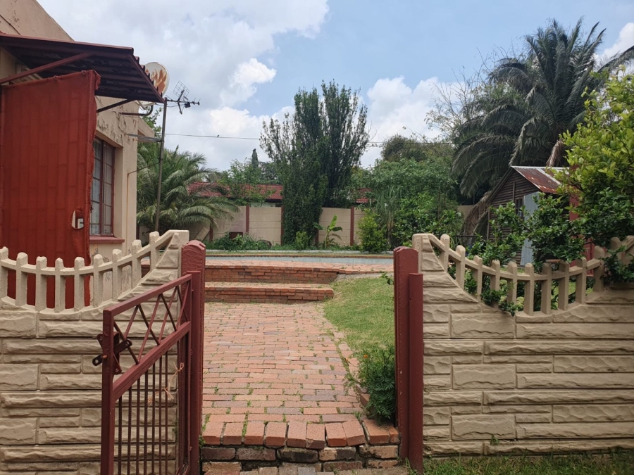 4 Bedroom Property for Sale in Illiondale Gauteng