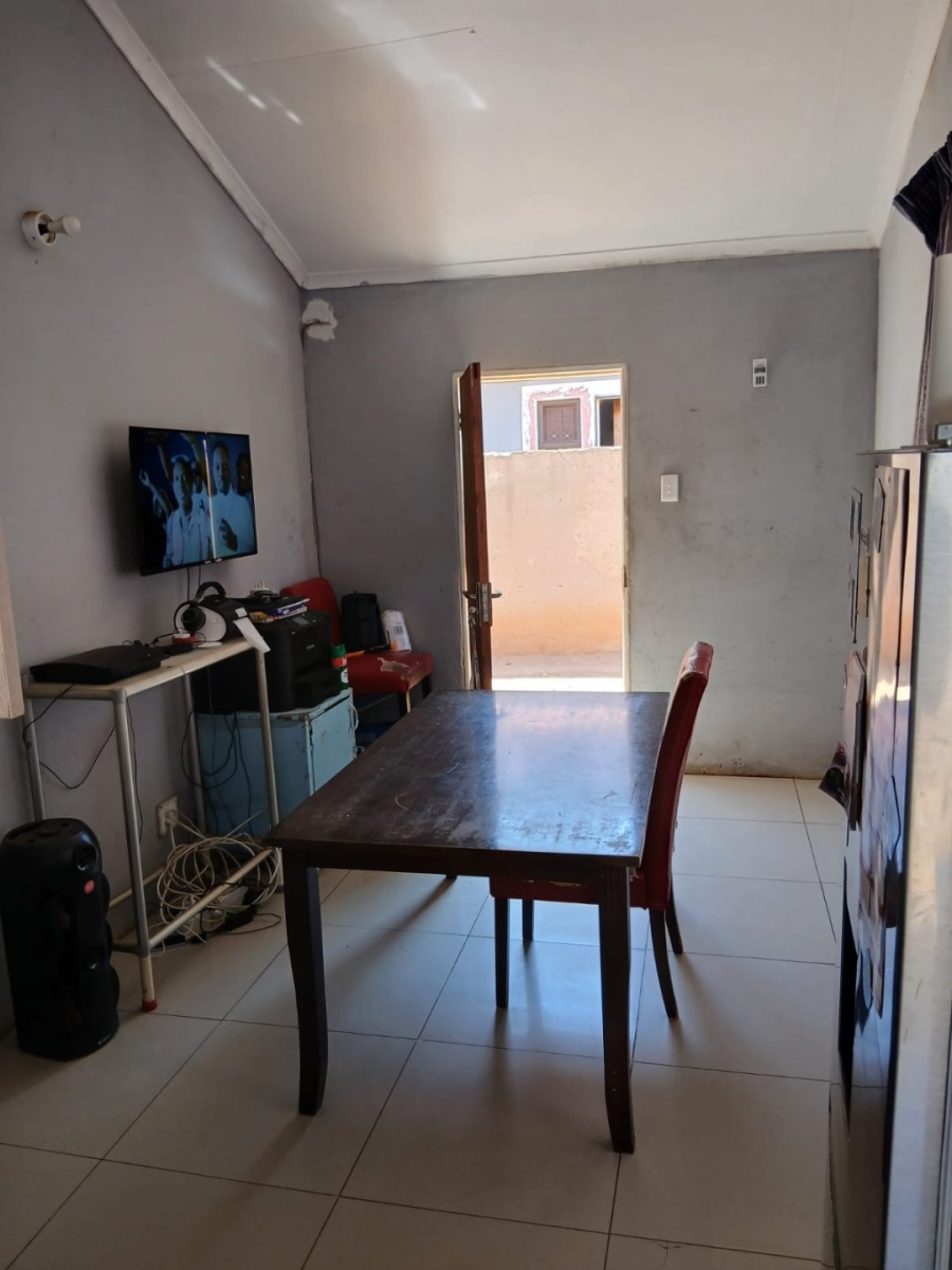 2 Bedroom Property for Sale in Savanna City Gauteng