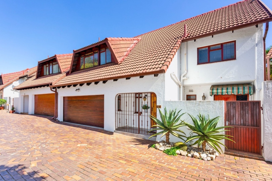 3 Bedroom Property for Sale in Bryanston Gauteng