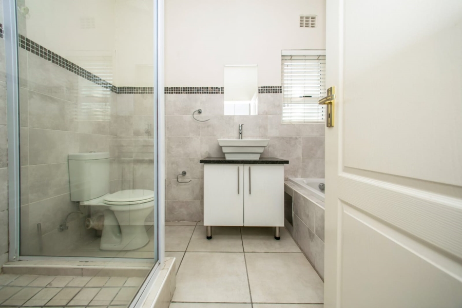 2 Bedroom Property for Sale in Parkview Gauteng