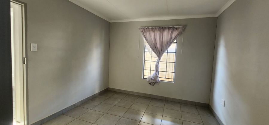 3 Bedroom Property for Sale in Sky City Gauteng