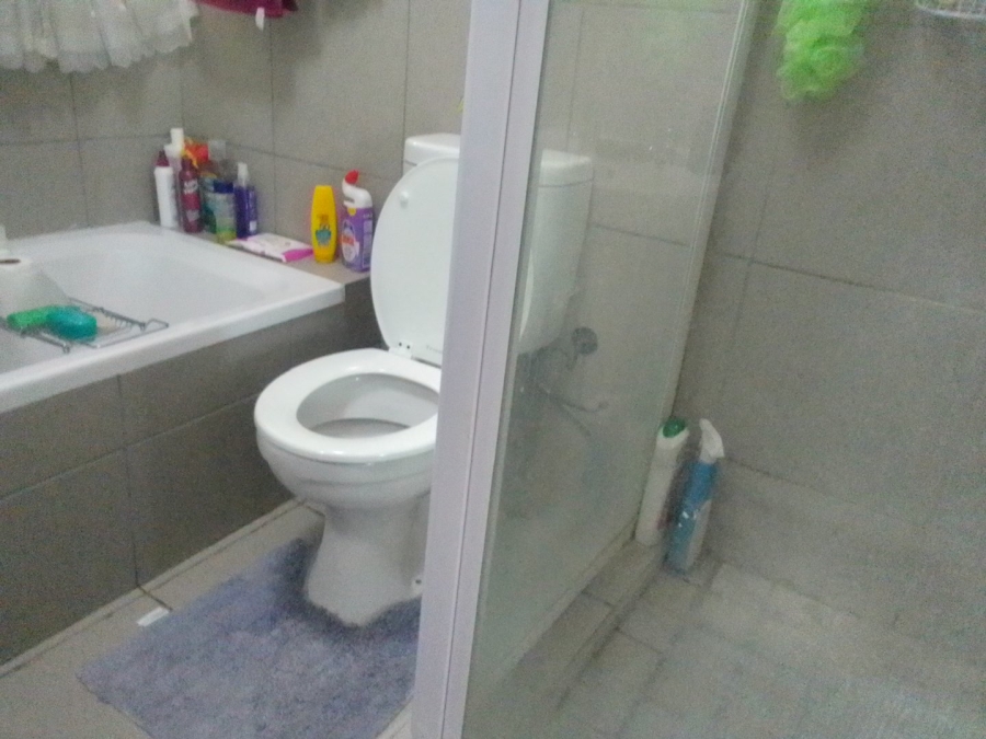 2 Bedroom Property for Sale in Ravenswood Gauteng