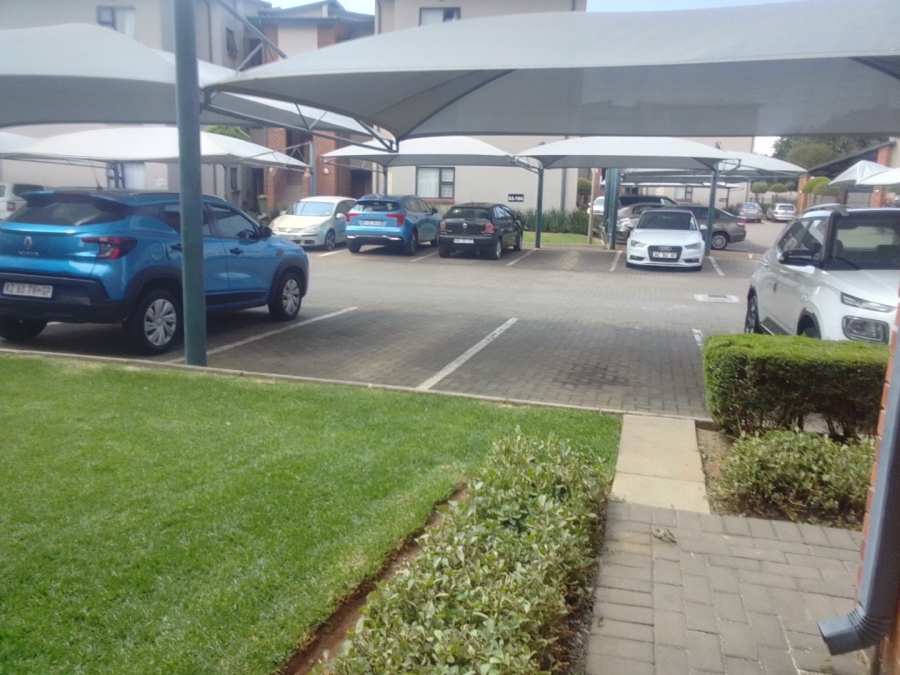 2 Bedroom Property for Sale in Ravenswood Gauteng