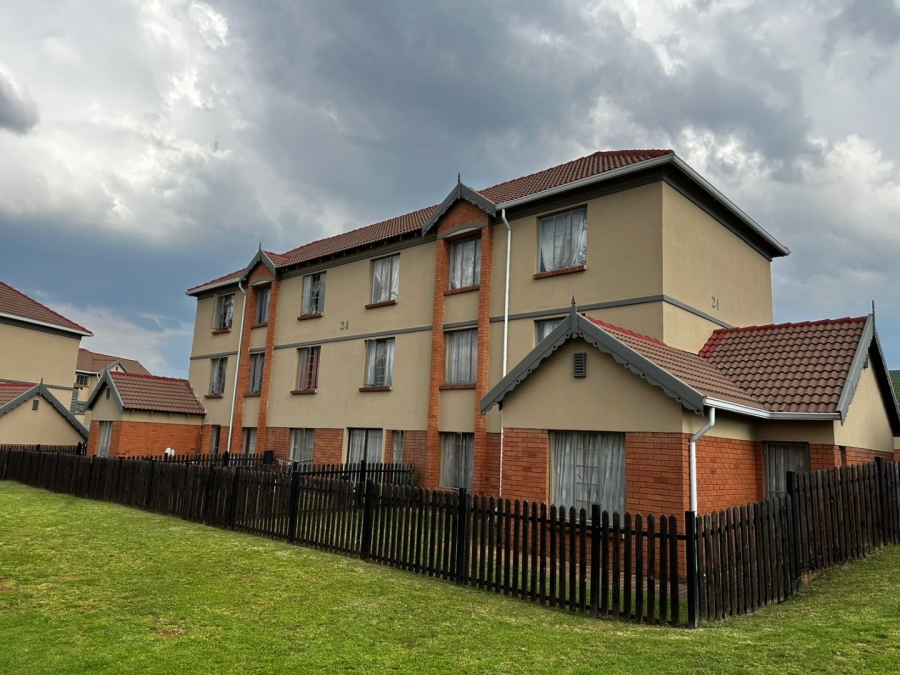 2 Bedroom Property for Sale in Terenure Gauteng