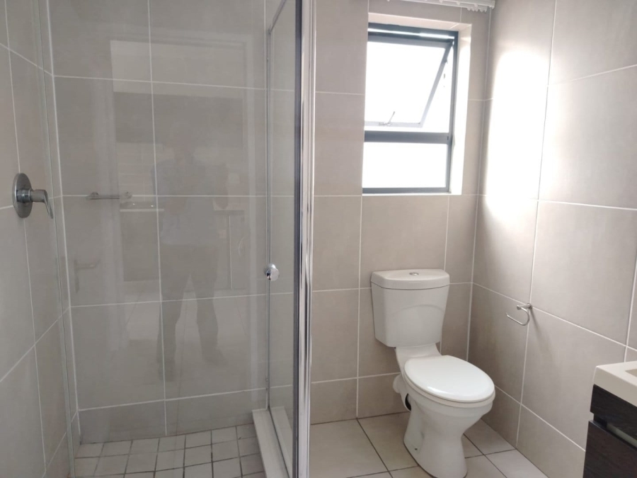 1 Bedroom Property for Sale in Olivedale Gauteng