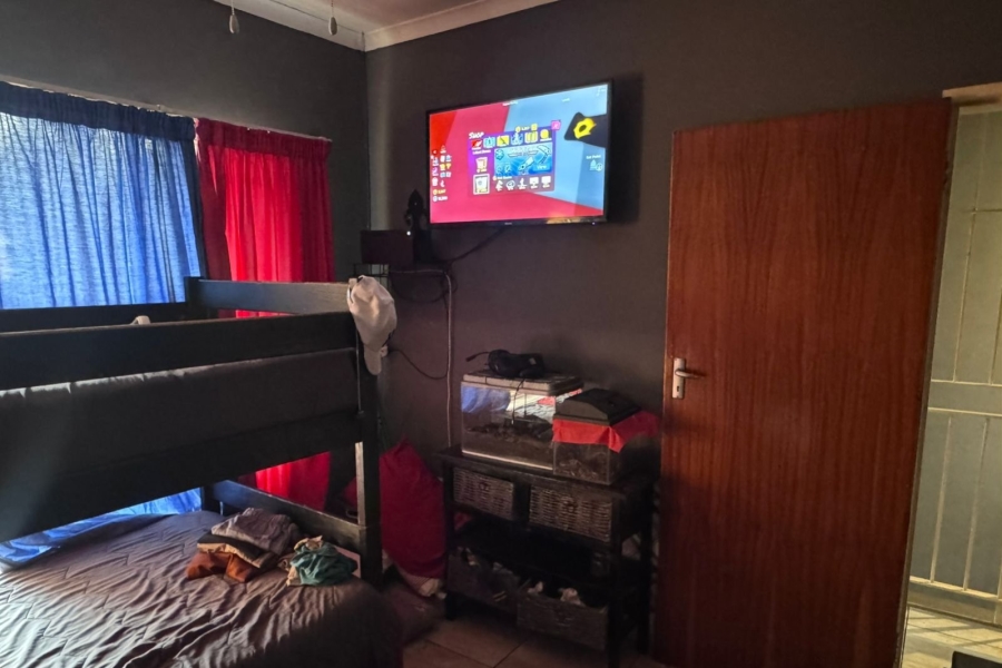 2 Bedroom Property for Sale in East Geduld Gauteng