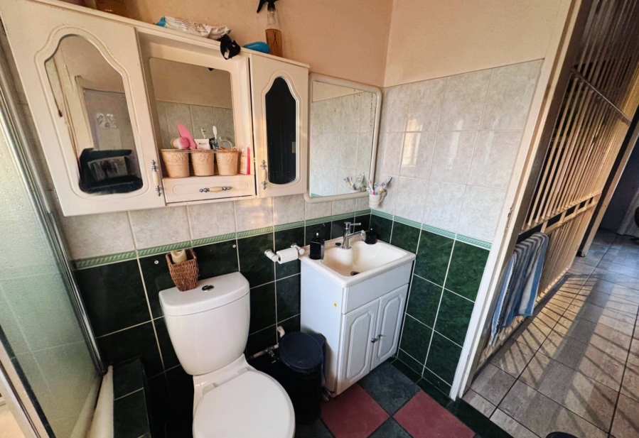 2 Bedroom Property for Sale in East Geduld Gauteng