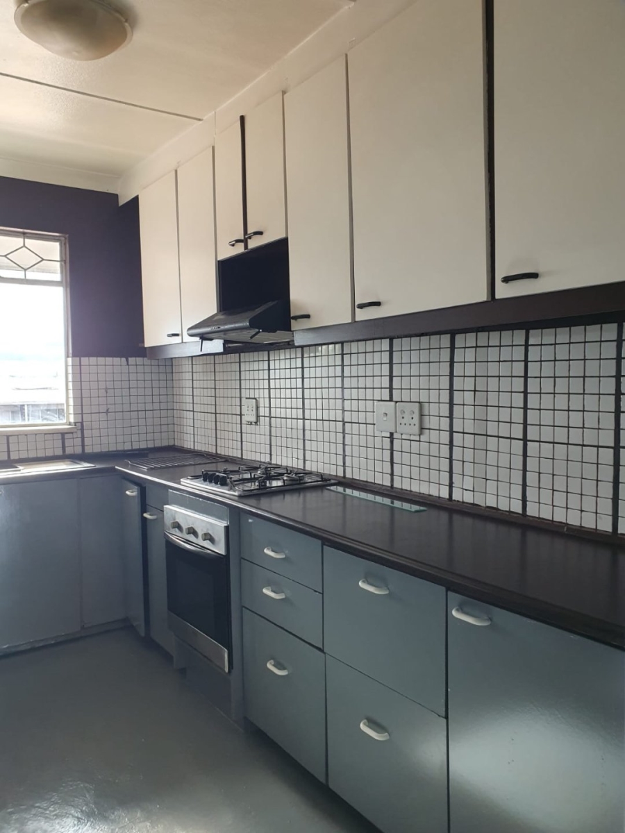 To Let 2 Bedroom Property for Rent in Edenvale Central Gauteng