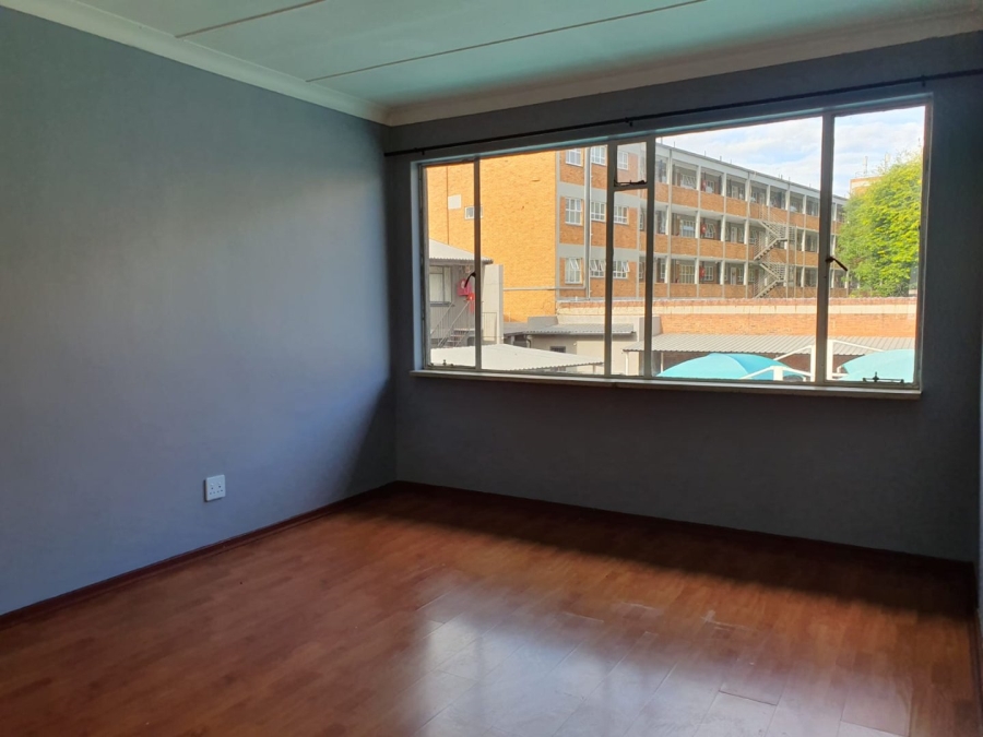 To Let 2 Bedroom Property for Rent in Edenvale Central Gauteng