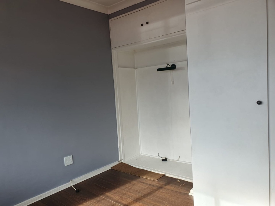 To Let 2 Bedroom Property for Rent in Edenvale Central Gauteng