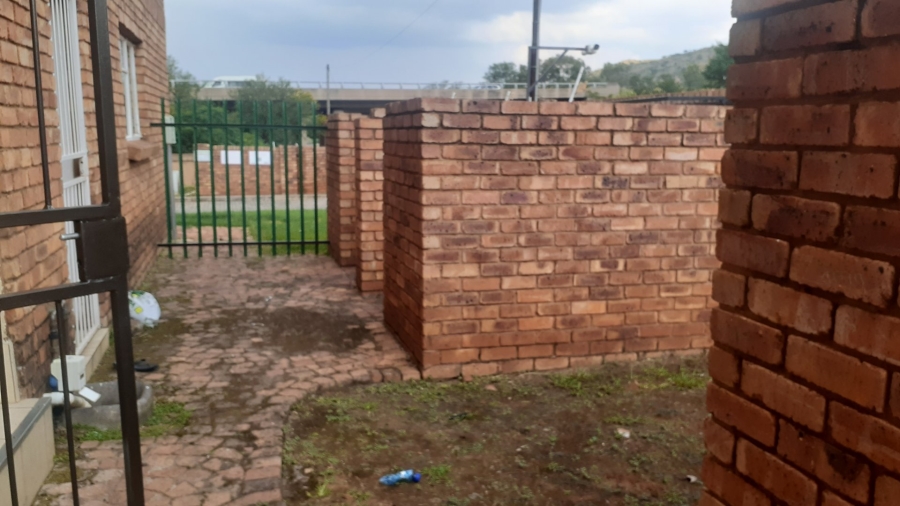 2 Bedroom Property for Sale in Amandasig Gauteng