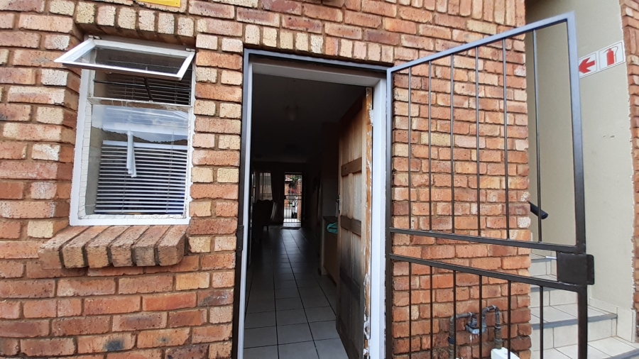 2 Bedroom Property for Sale in Amandasig Gauteng