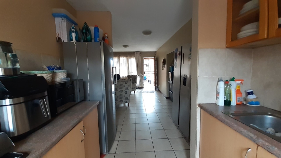 2 Bedroom Property for Sale in Amandasig Gauteng