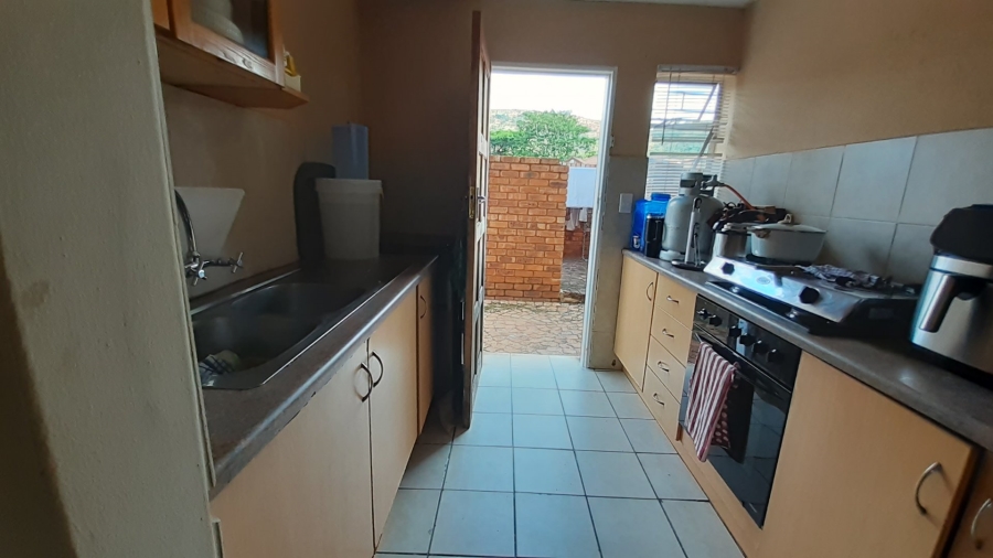2 Bedroom Property for Sale in Amandasig Gauteng