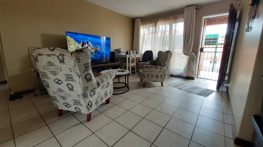 2 Bedroom Property for Sale in Amandasig Gauteng