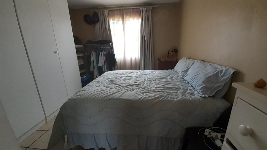 2 Bedroom Property for Sale in Amandasig Gauteng