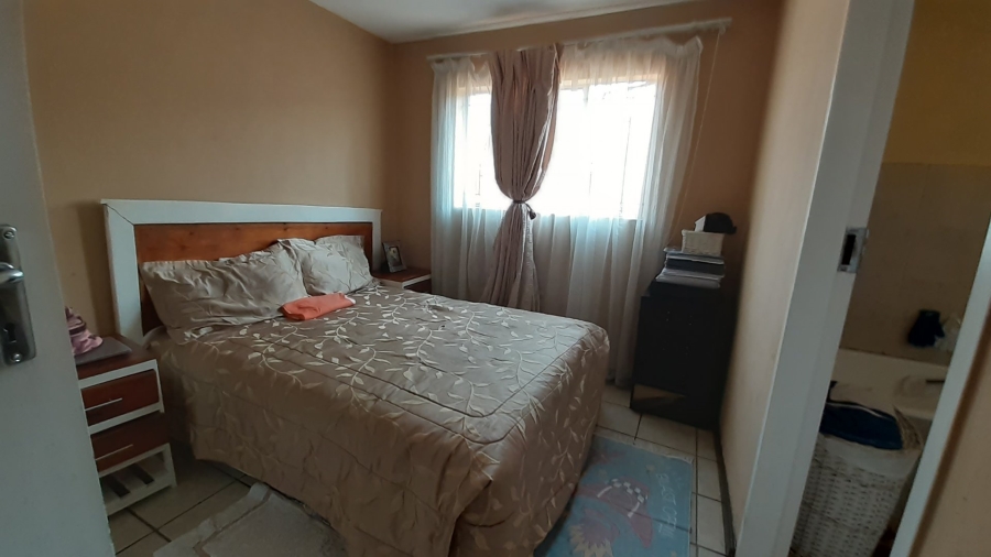 2 Bedroom Property for Sale in Amandasig Gauteng