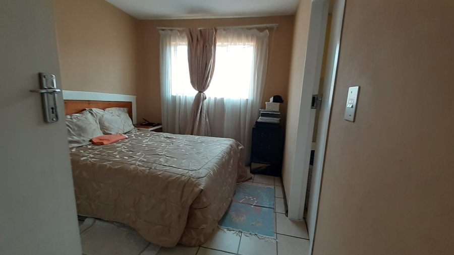 2 Bedroom Property for Sale in Amandasig Gauteng
