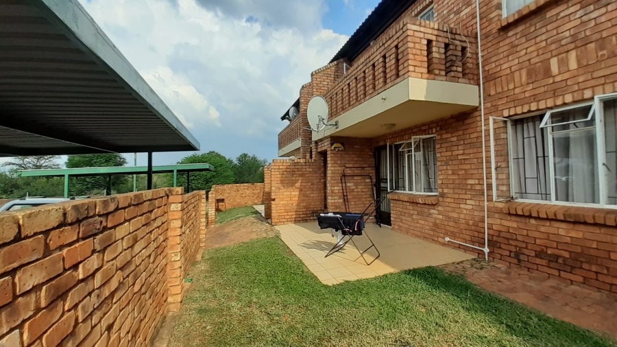 2 Bedroom Property for Sale in Amandasig Gauteng