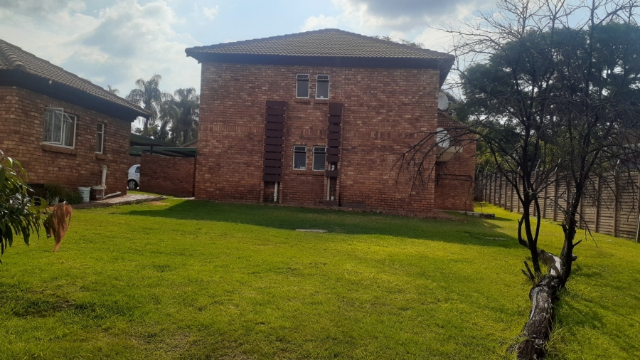 2 Bedroom Property for Sale in Amandasig Gauteng