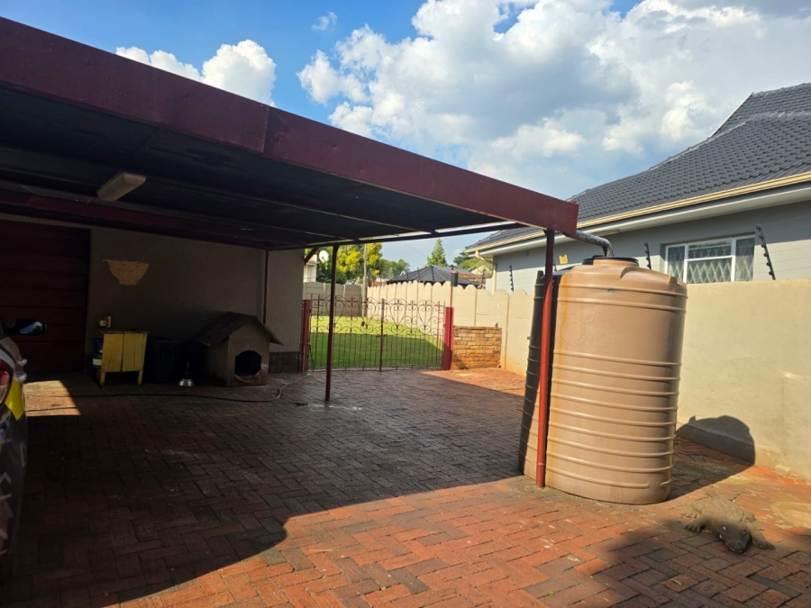 3 Bedroom Property for Sale in Lilianton Gauteng