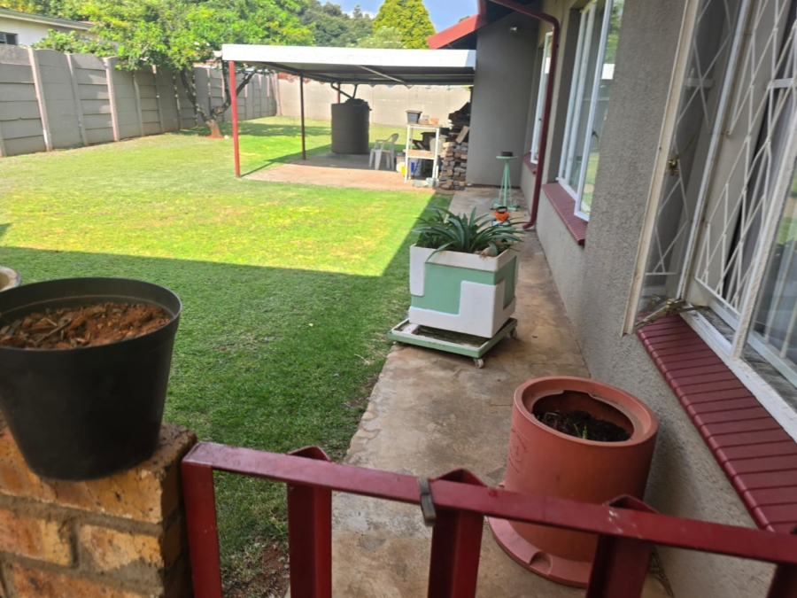 3 Bedroom Property for Sale in Lilianton Gauteng