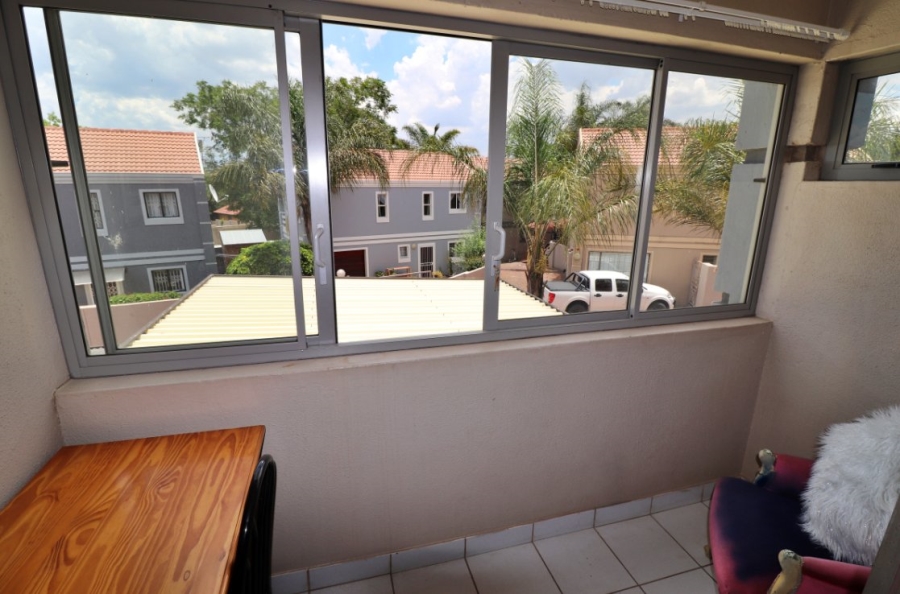 3 Bedroom Property for Sale in Buurendal Gauteng