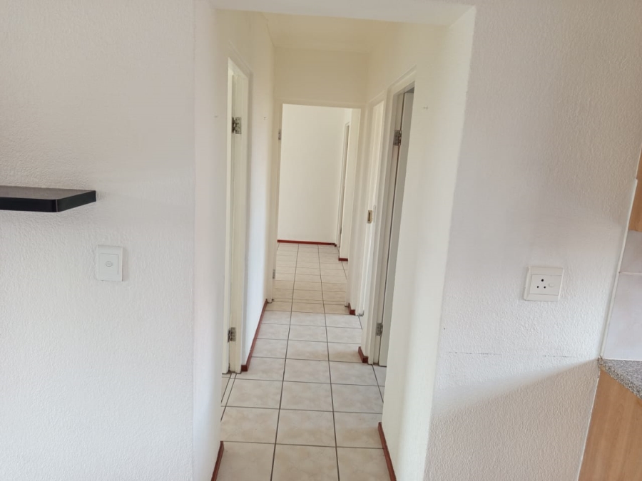 To Let 4 Bedroom Property for Rent in Halfway Gardens Gauteng