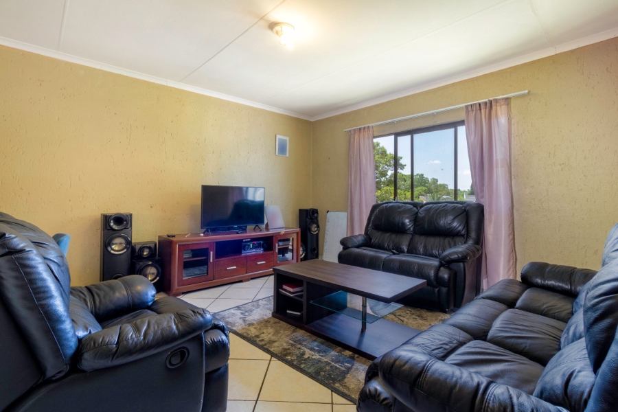 2 Bedroom Property for Sale in Croydon Gauteng
