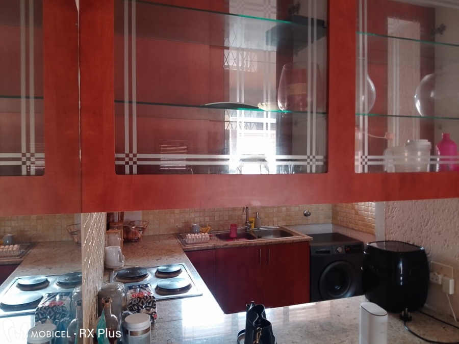 2 Bedroom Property for Sale in Mondeor Gauteng